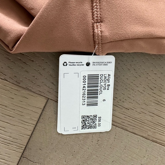 Lululemon - align Sports bra NWT - Picture 5 of 6